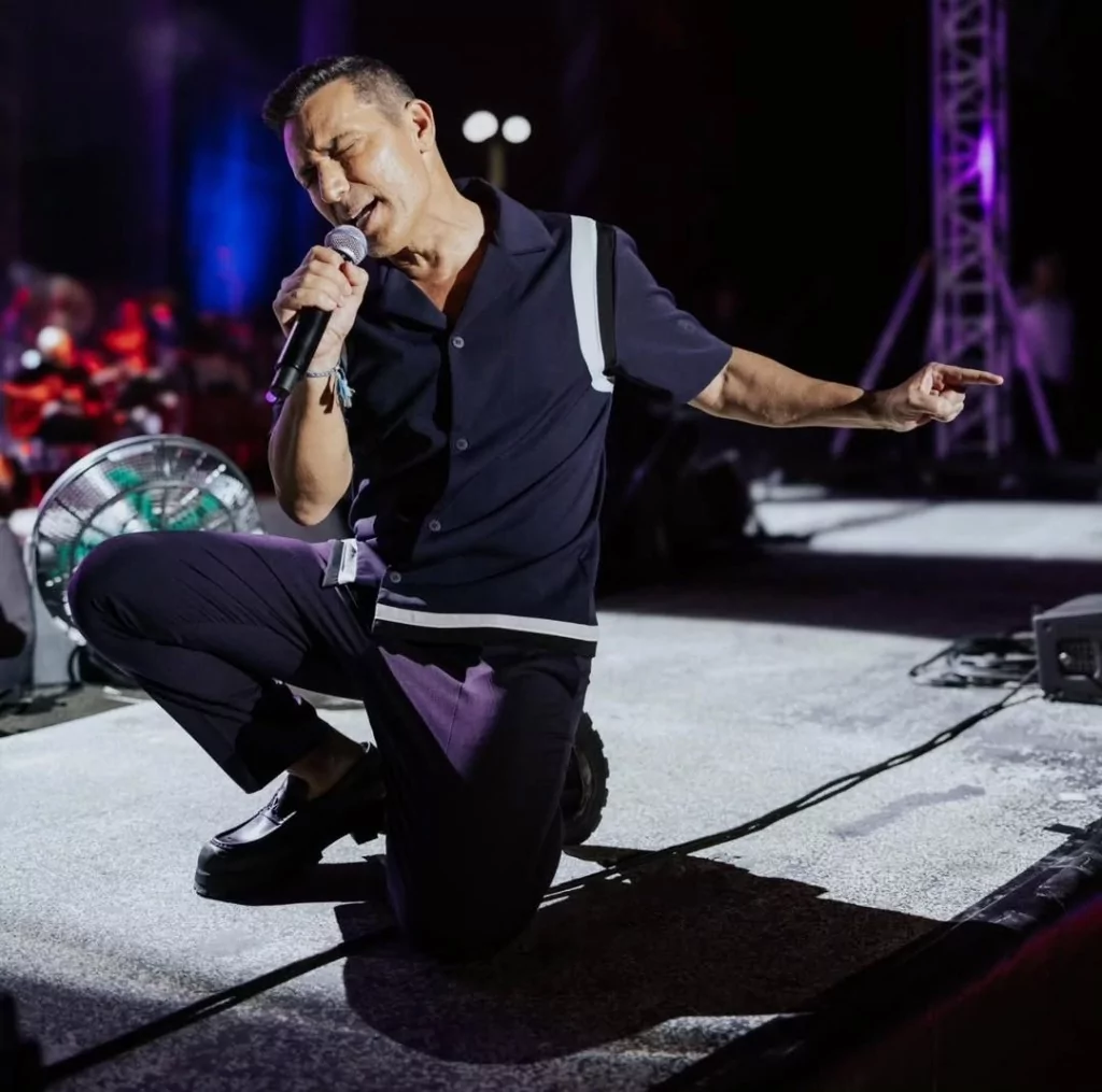 Şarkıcıların yılbaşı gecesi ücretleri dudak uçuklattı