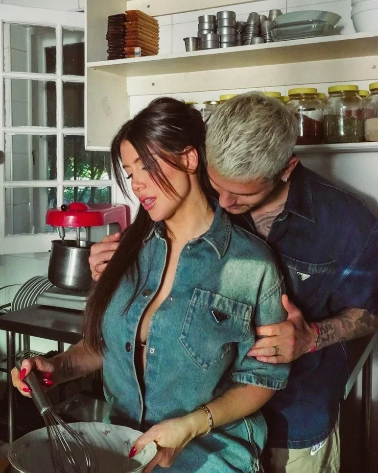 Wanda Nara, annesinin Icardi'ye attığı mesajları paylaştı