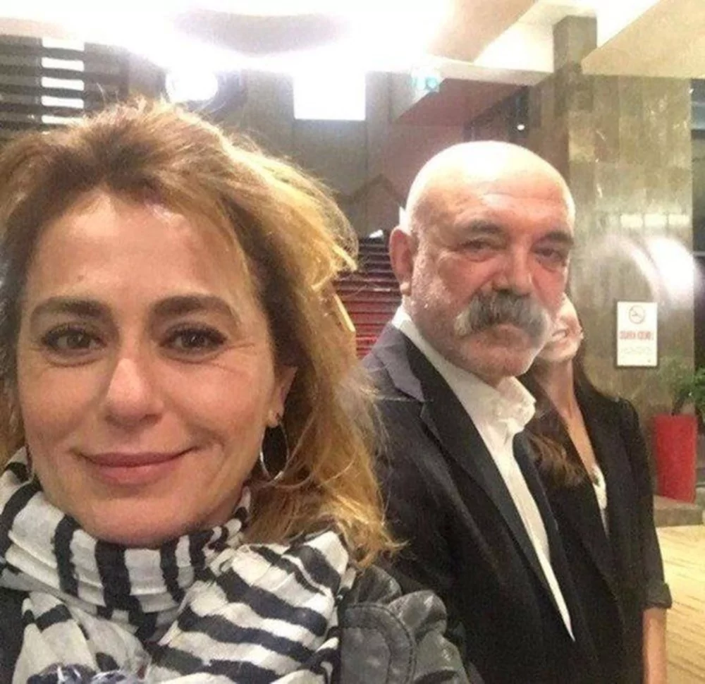 Nazan Kesal,eşi Ercan Kesal ile evlilik yıldönümünü kutladı: Bir ömür yetmez ki