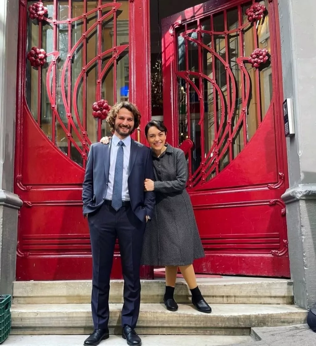 Ezgi Mola ve Birkan Sokullu yıllar sonra bir arada