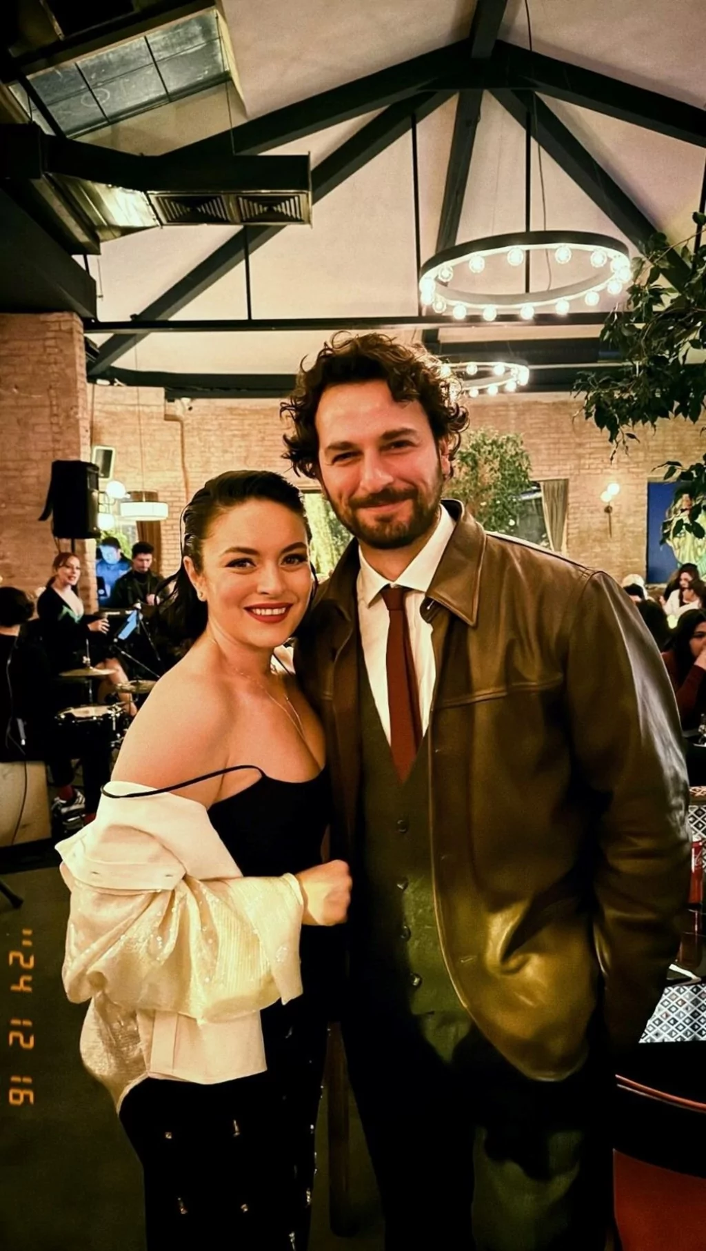 Ezgi Mola ve Birkan Sokullu yıllar sonra bir arada