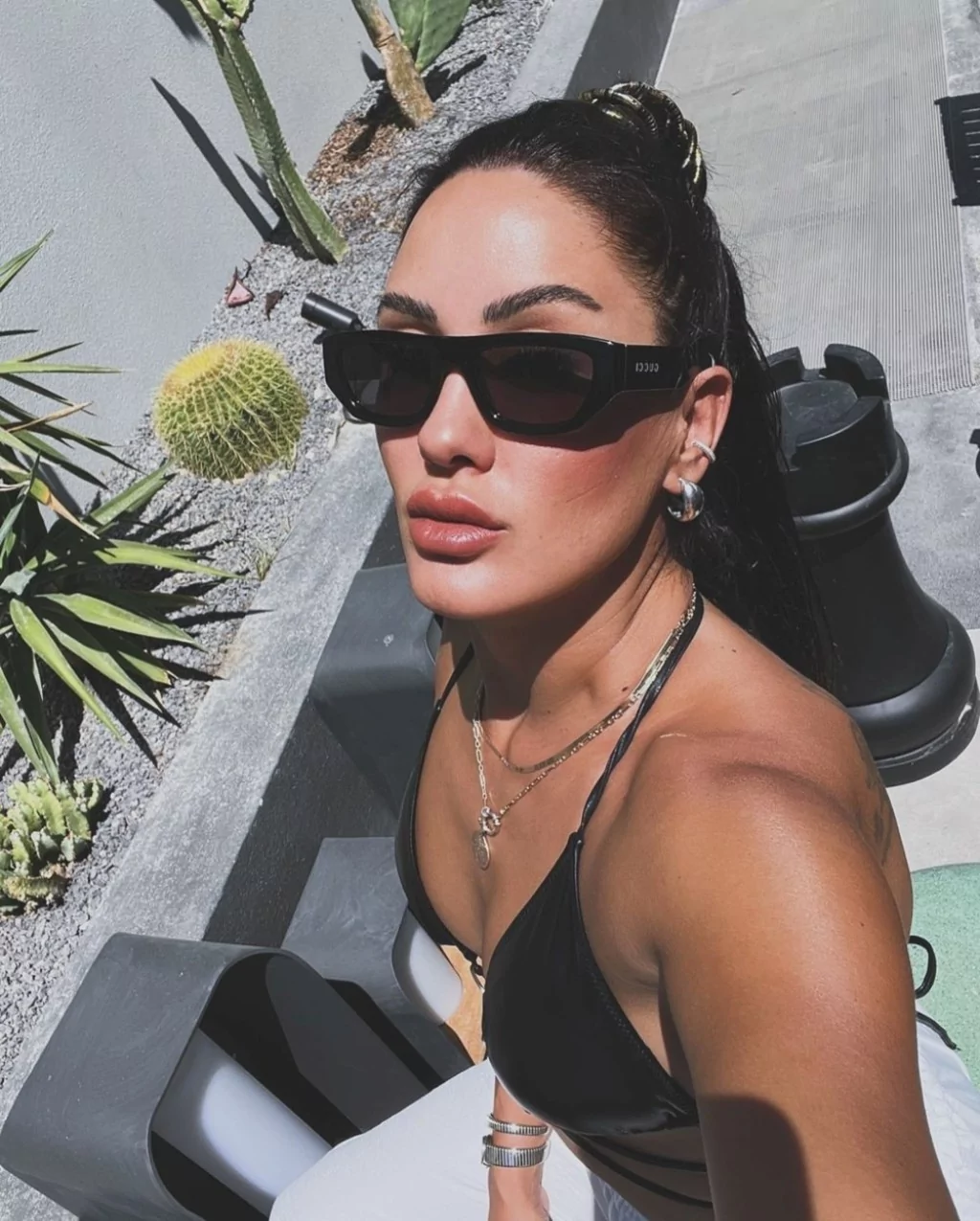 Hamile eski Survivor yarışmacısı Sahra, trafik kazası yaptı