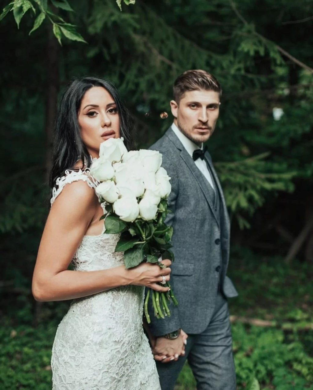 Hamile eski Survivor yarışmacısı Sahra, trafik kazası yaptı