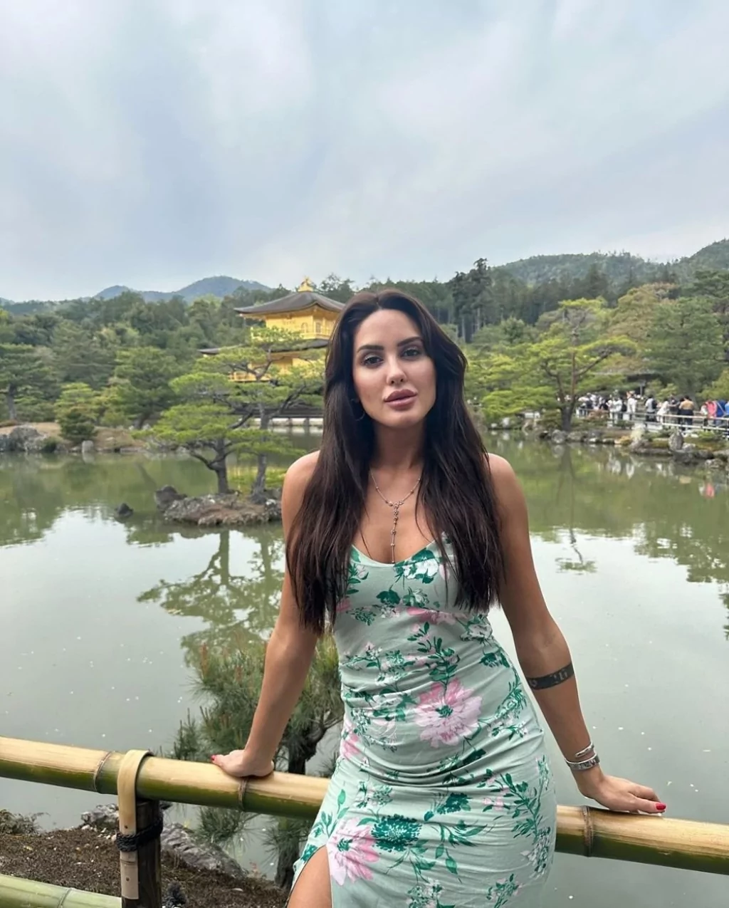 Hamile eski Survivor yarışmacısı Sahra, trafik kazası yaptı