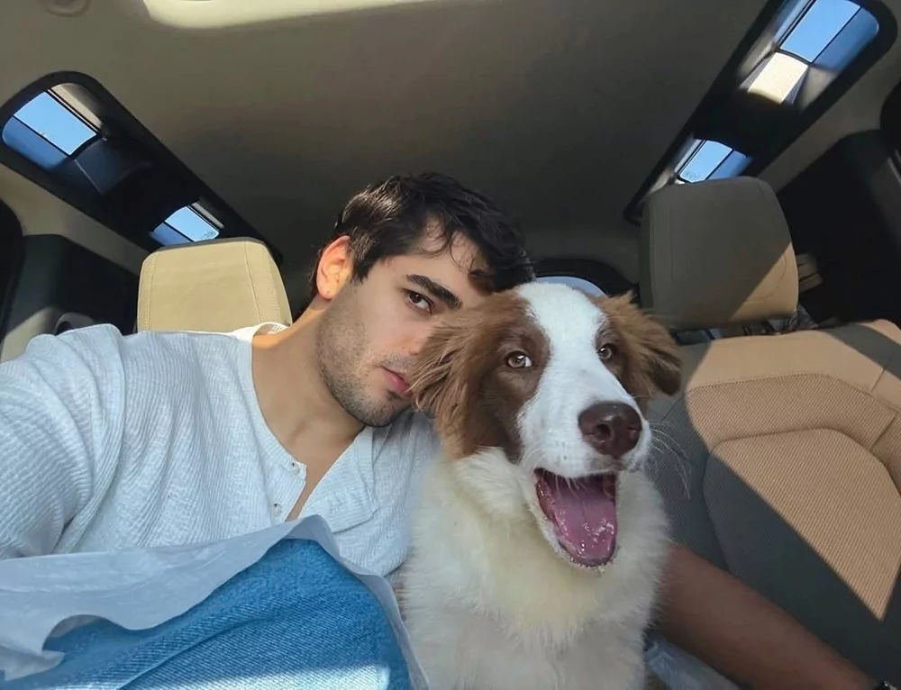 Mert Ramazan Demir'in patili dostuyla fotoğrafı