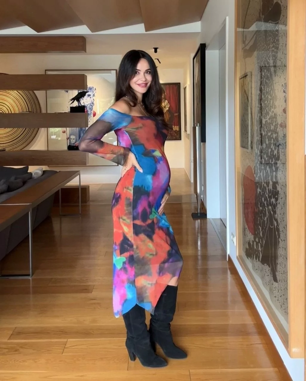 Zeynep Demirel: Karnımda halay çeken biri var