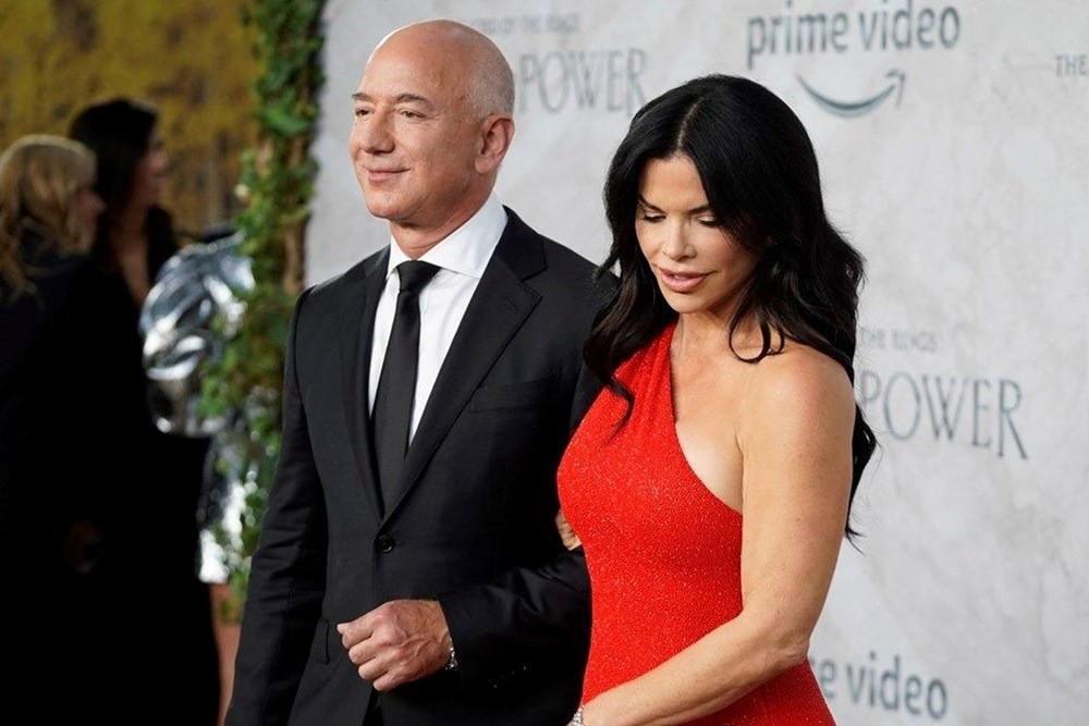 Jeff Bezos'tan 600 milyon dolara düğün açıklaması