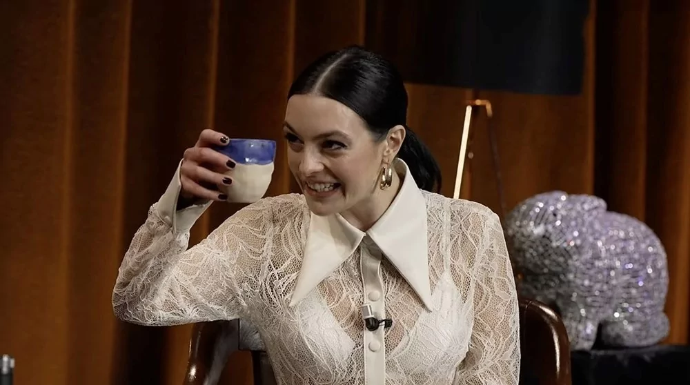 Melis Sezen "Tutuyorum çünkü elimde şu an" sözünü açıkladı