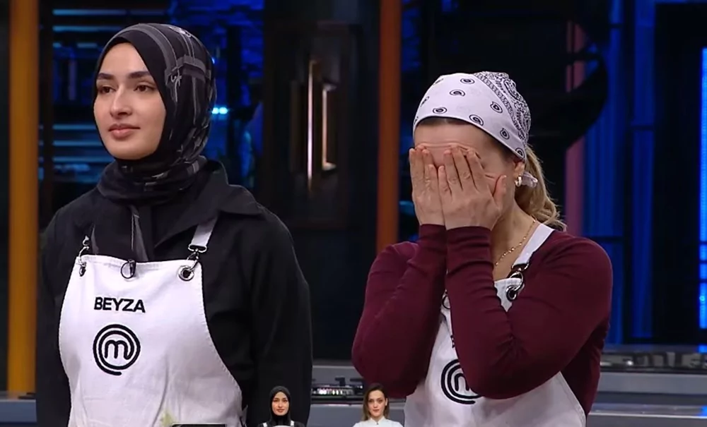 MasterChef'te üçüncü ceketin sahibi: Anne bu ceketi sana aldım