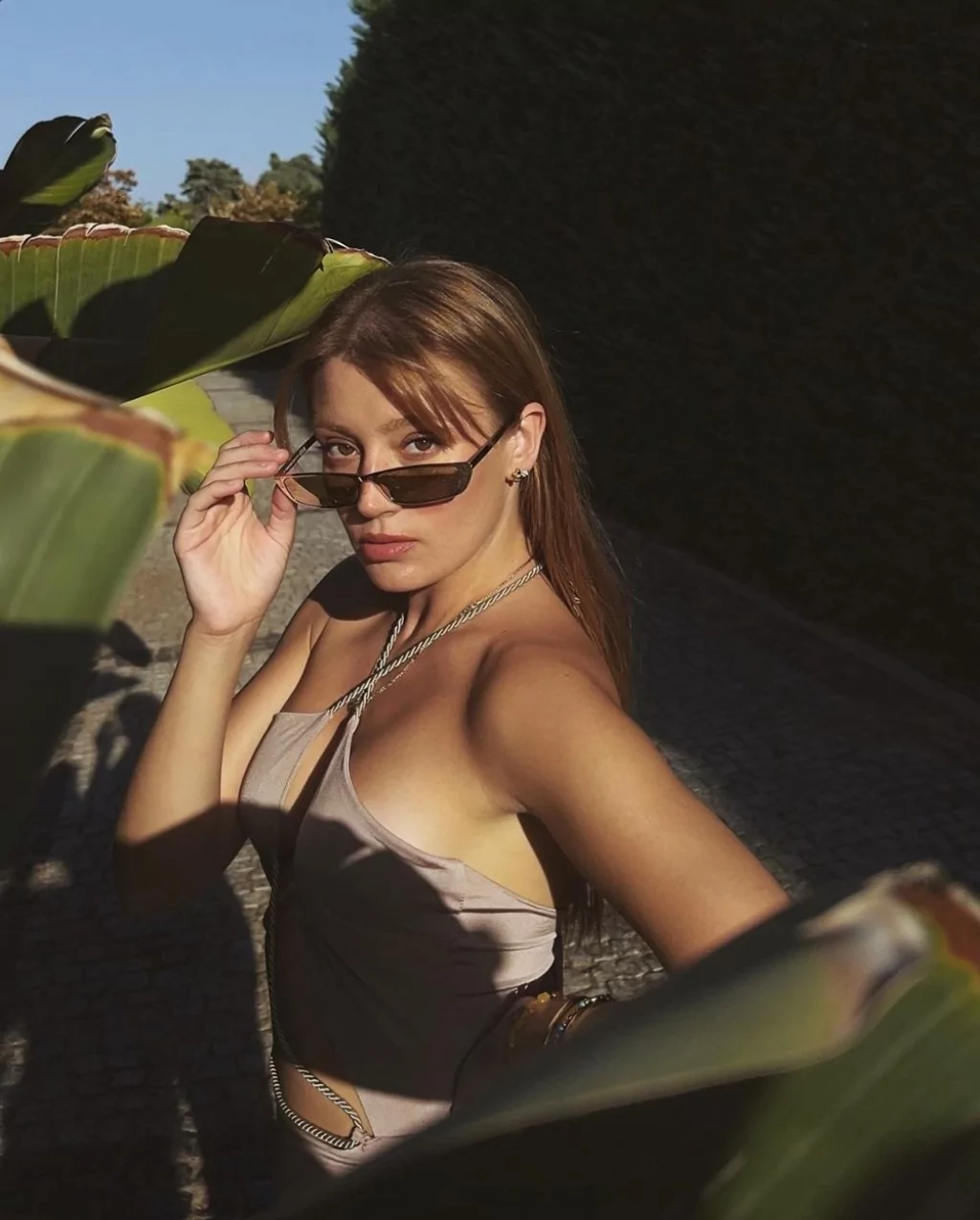 Güzel oyuncu Gizem Karaca anne oluyor