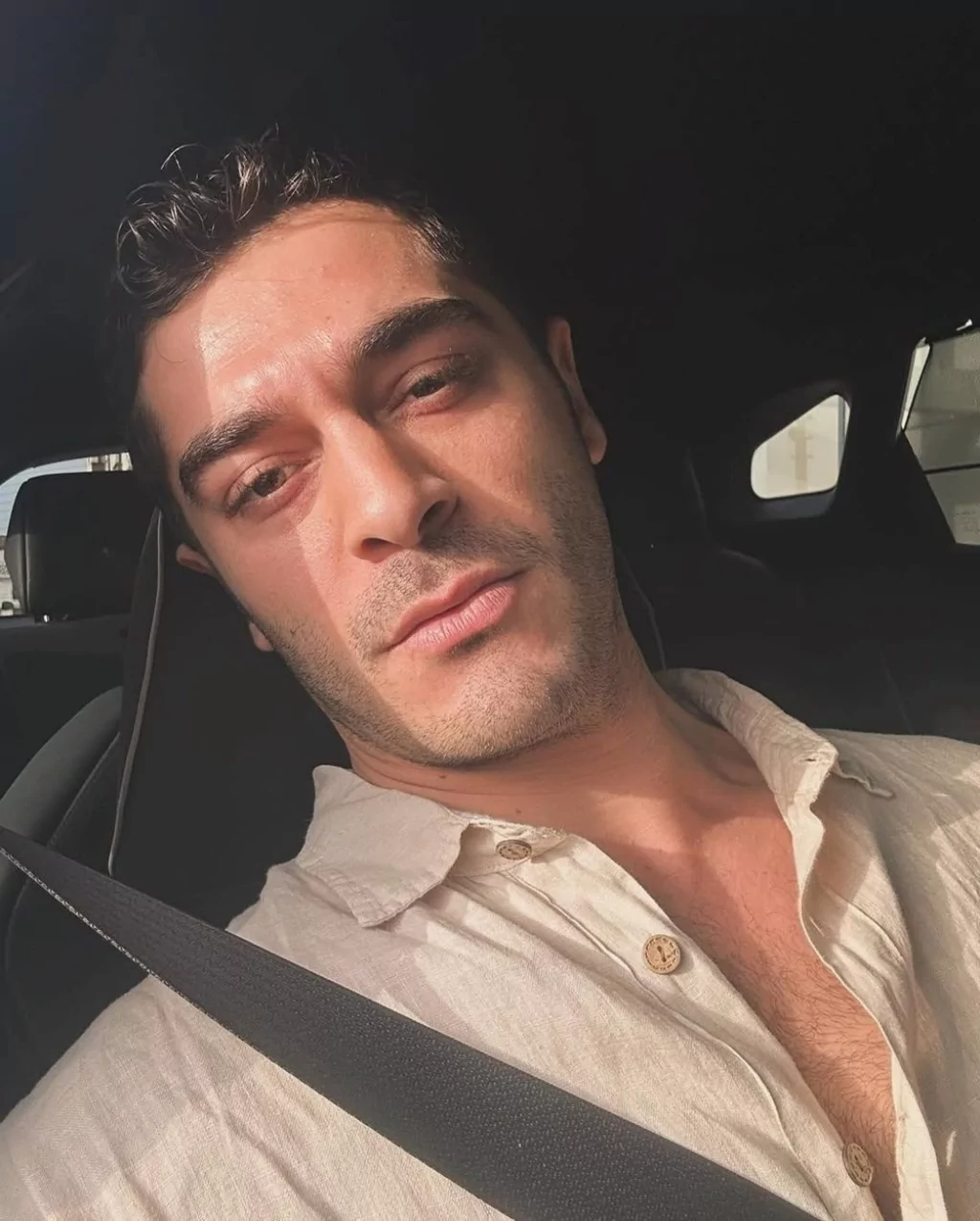 Bestemsu Özdemir ve Burak Deniz ayrıldı! Özdemir ilk kez konuştu