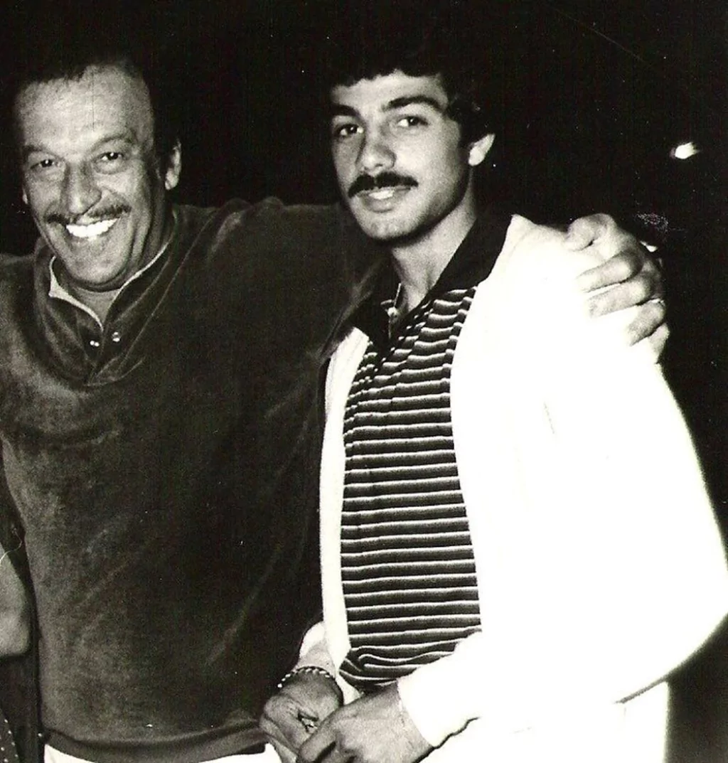 Kerem Alışık babası Sadri Alışık için: Beni uyurken severdi