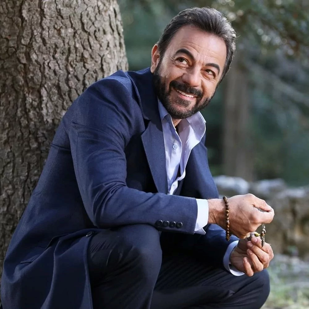 Kerem Alışık babası Sadri Alışık için: Beni uyurken severdi