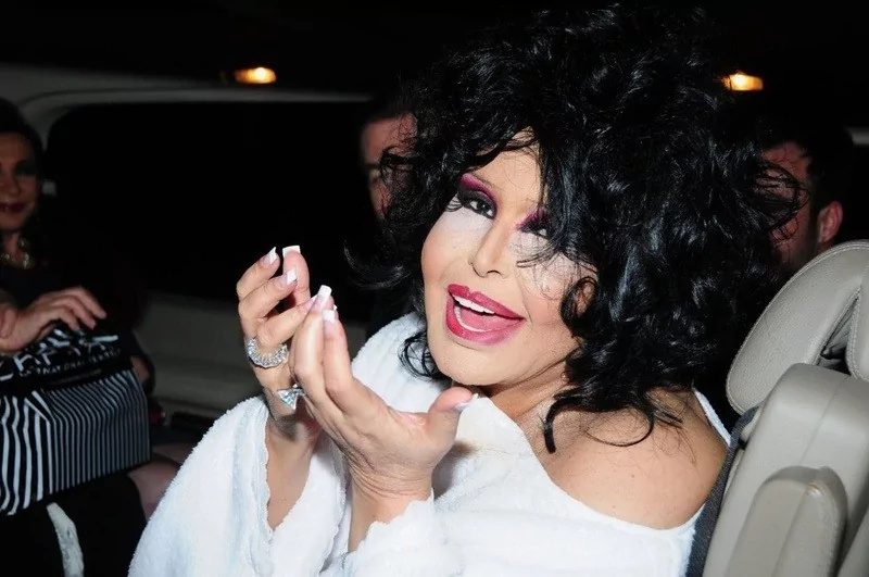 Diva Bülent Ersoy, zombi kılığına girdi