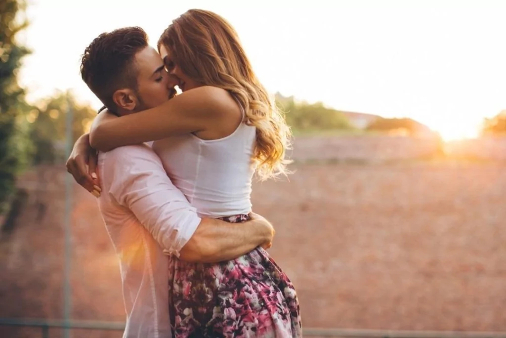 İlişkiyi mahvedecek bu 6 davranıştan kaçının