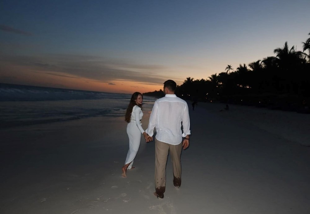 Miray Daner'den sevgilisiyle yeni fotoğraflarını paylaştı