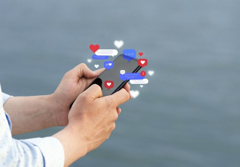 Telefonu bırakıp kitap okuma alışkanlığına döndürecek alışkanlıklar