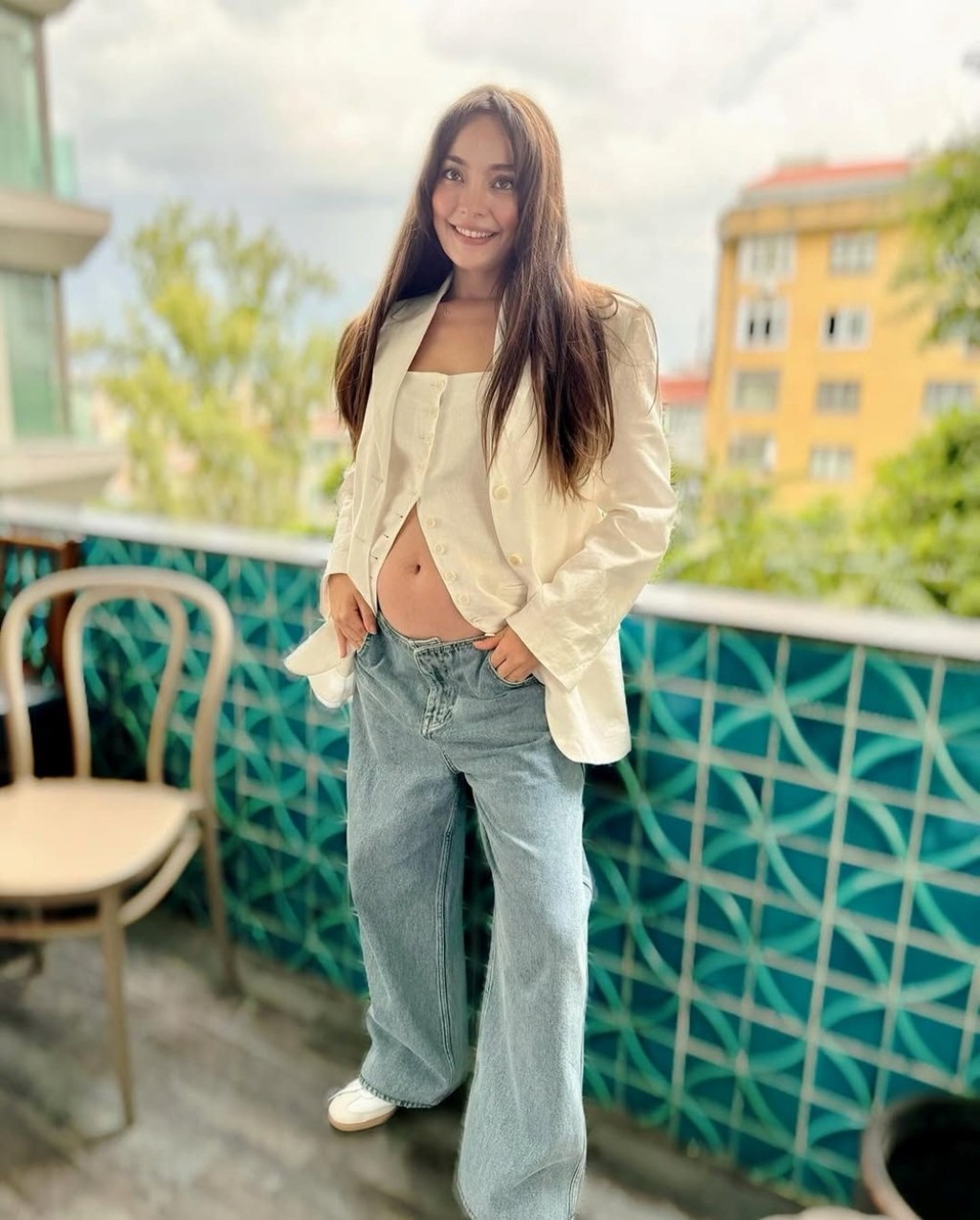 Zeynep Tuğçe Bayat'tan karnı burnunda pozlar