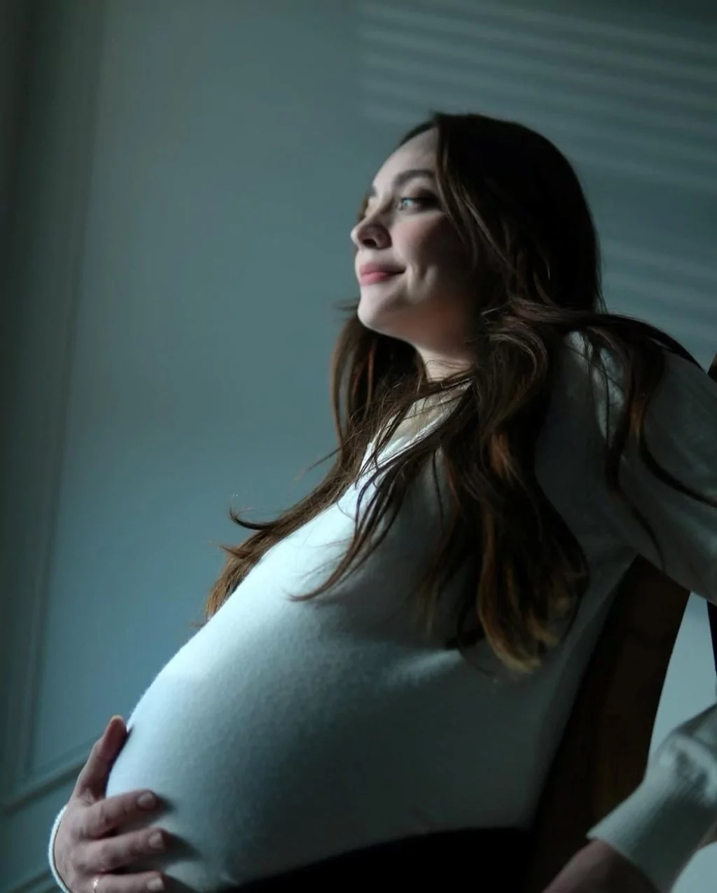 Zeynep Tuğçe Bayat'tan karnı burnunda pozlar