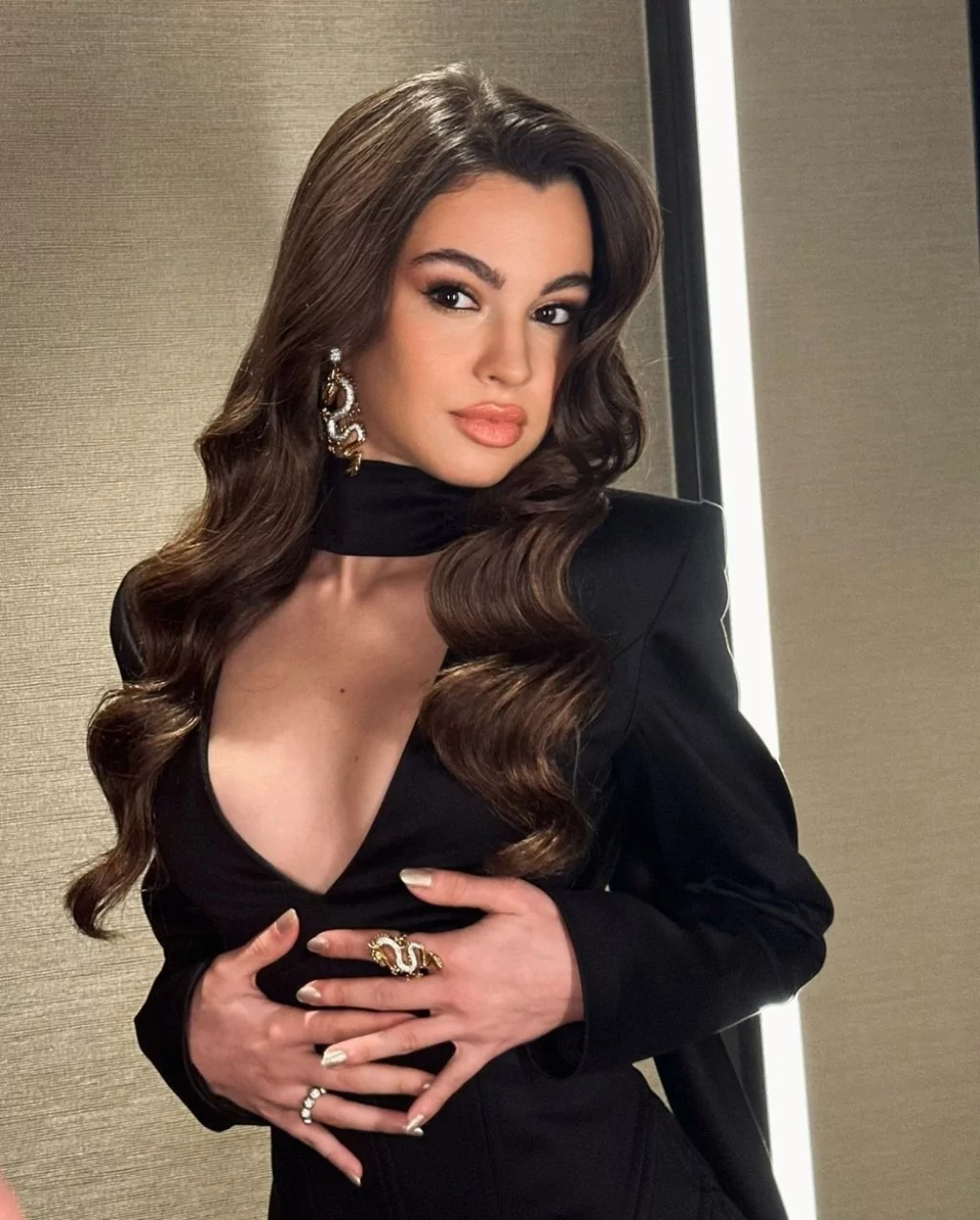 Dünyanın en güzel yüze sahip kadınları arasında 5 Türk var!