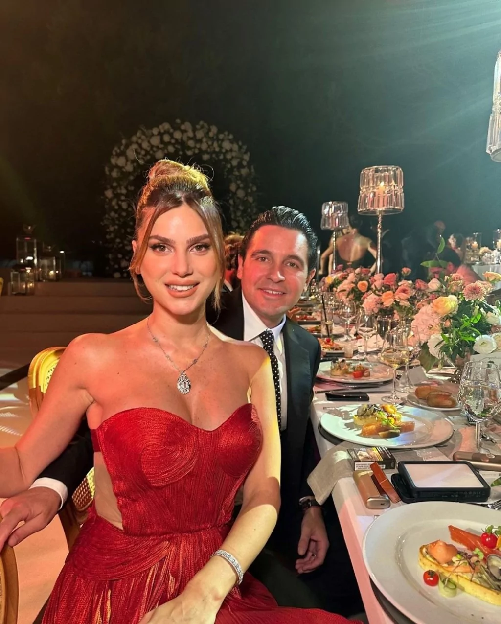 Hacı Sabancı'dan eşi Nazlı'ya doğum günü kutlaması