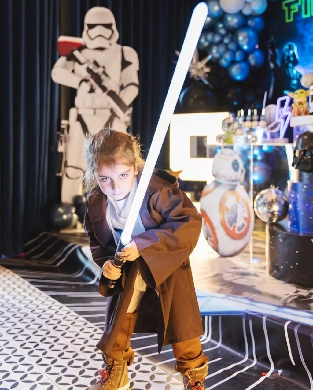 Hazal Kaya ile Ali Atay'ın oğulları 5 yaşında