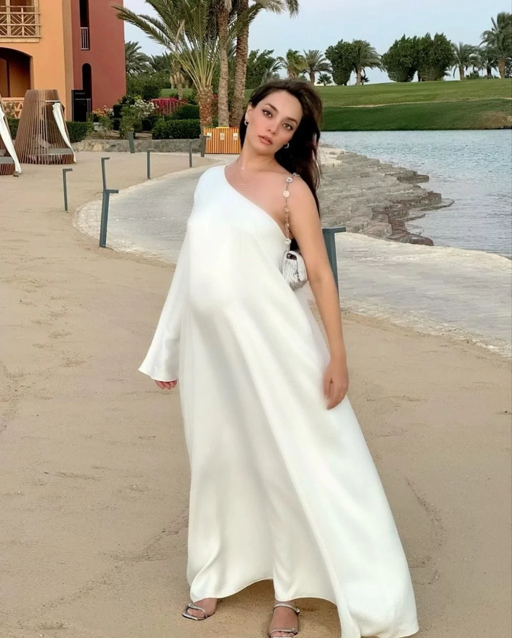 Zeynep Tuğçe Bayat bebeklerine verecekleri ismi açıkladı