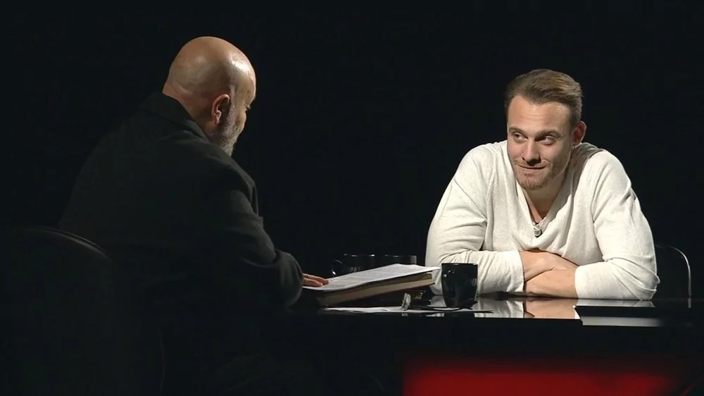 Kerem Bürsin: Aşırı demode bir aşığım