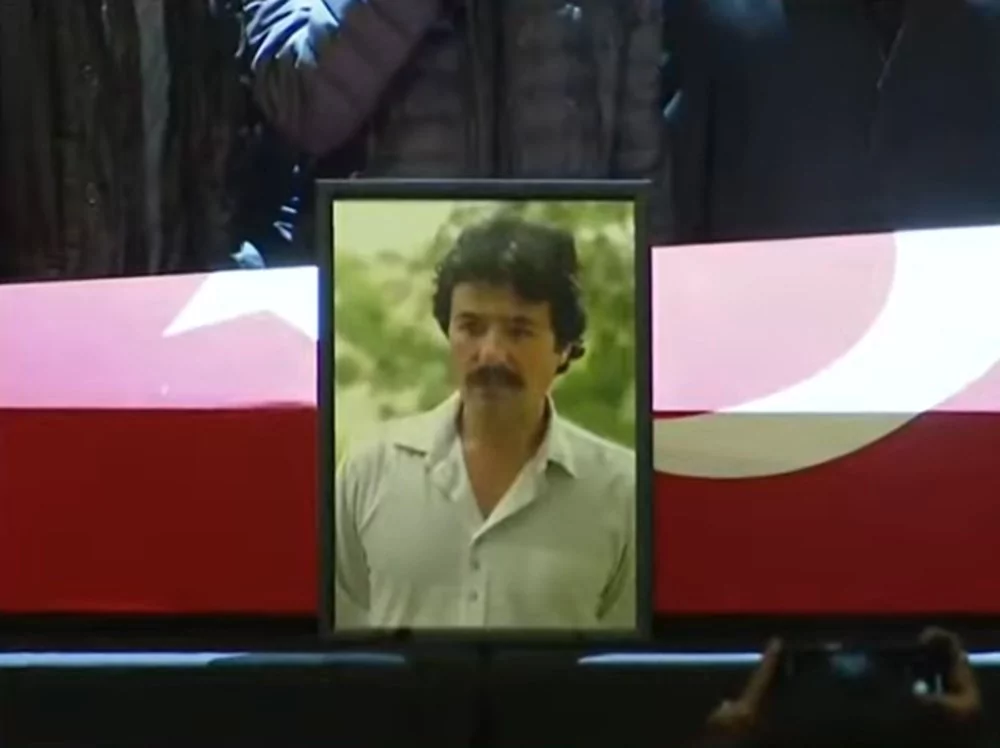 Arabeskin halk kahramanı, Ferdi Tayfur'a veda