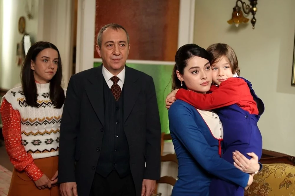 Sen Ağlama İstanbul 4. bölümde neler yaşanacak? Şehrazat'ın en zor gecesi