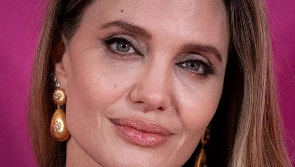 Angelina Jolie annesi için oyuncu olmuş: Faturaları ödüyordum