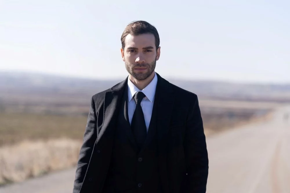 Burak Berkay Akgül, Sahipsizler dizisine dahil oldu