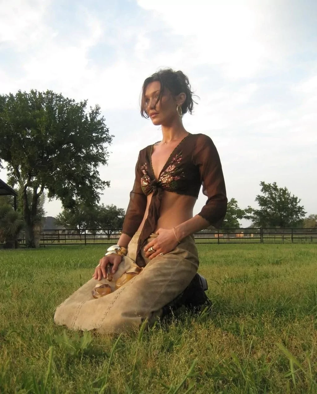 Bella Hadid yaprak sarması yaptı