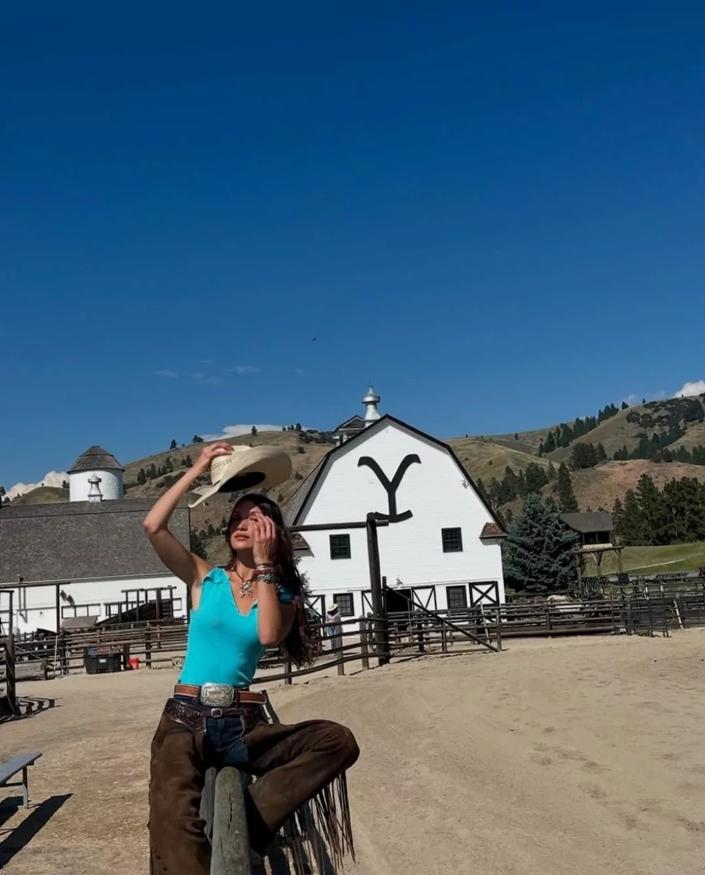 Bella Hadid yaprak sarması yaptı