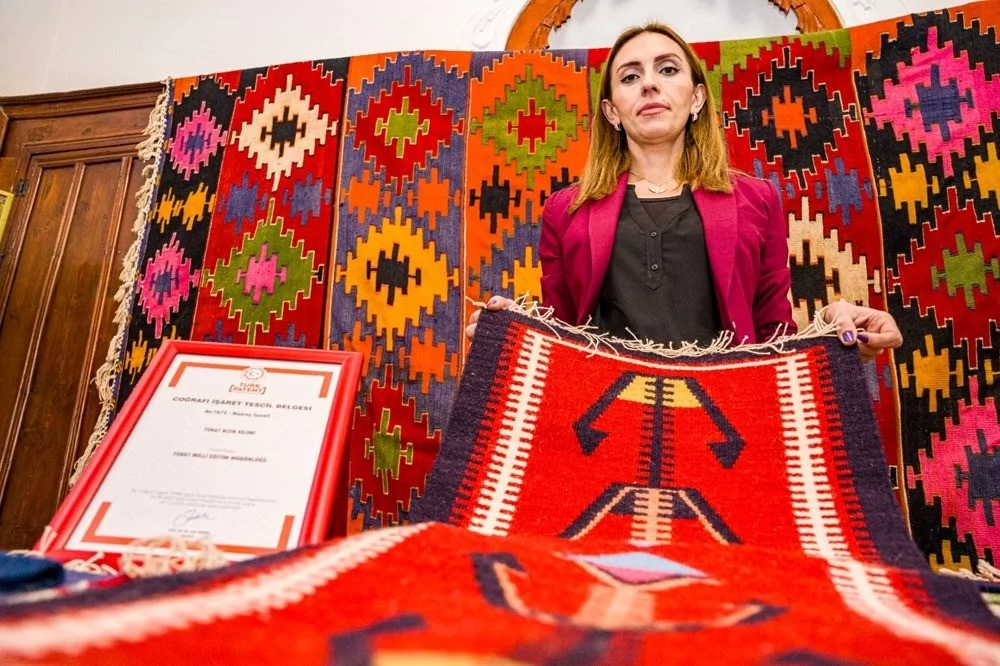 Kızık kilimi tescillendi: Kadınlara gelir kapısı oluyor