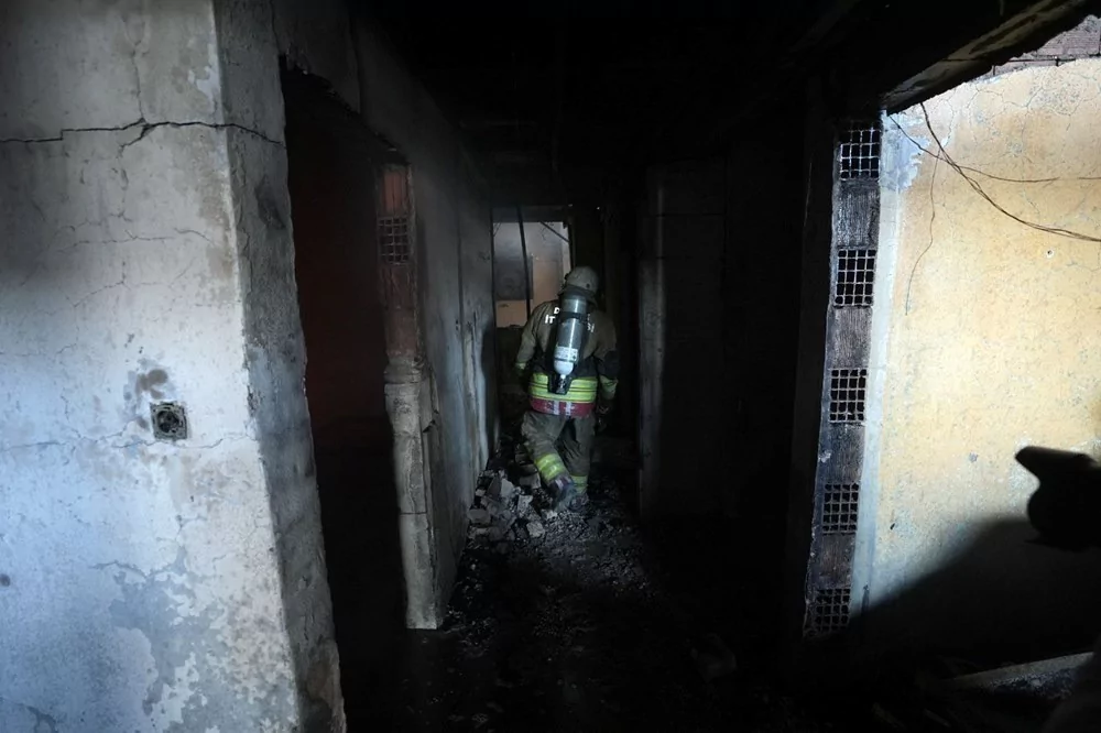 Kartalkaya'daki yangın faciasının yaşandığı otelin içi drone ile görüntülendi