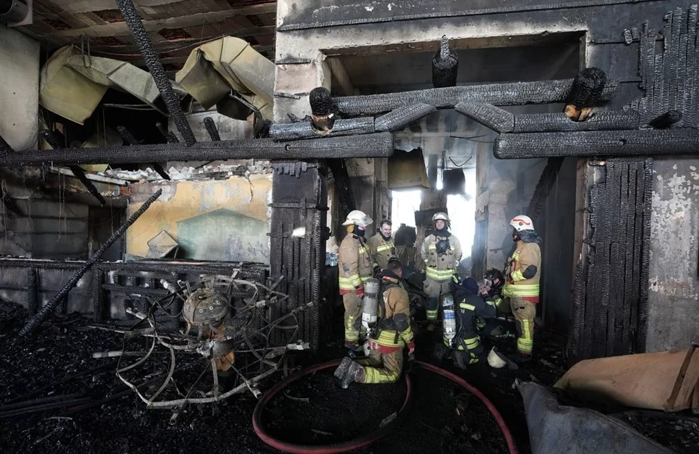 Kartalkaya'daki yangın faciasının yaşandığı otelin içi drone ile görüntülendi