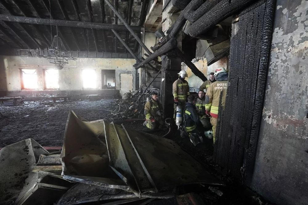 Kartalkaya'daki yangın faciasının yaşandığı otelin içi drone ile görüntülendi