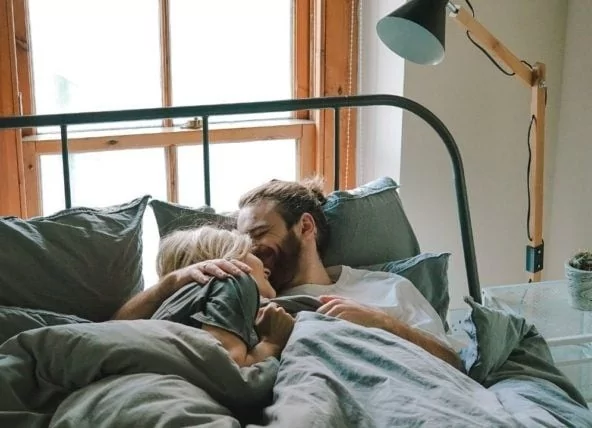 Romantik bir ilişki içindeyken kendinize sormanız gereken sorular