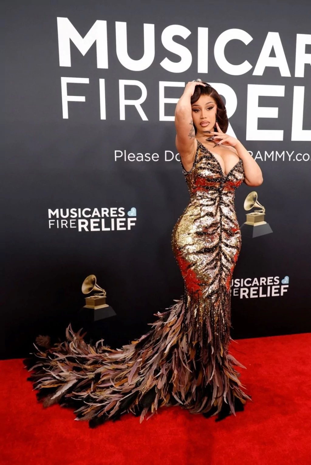 2025 Grammy Ödülleri'nde kırmızı halı şıklığı büyüledi