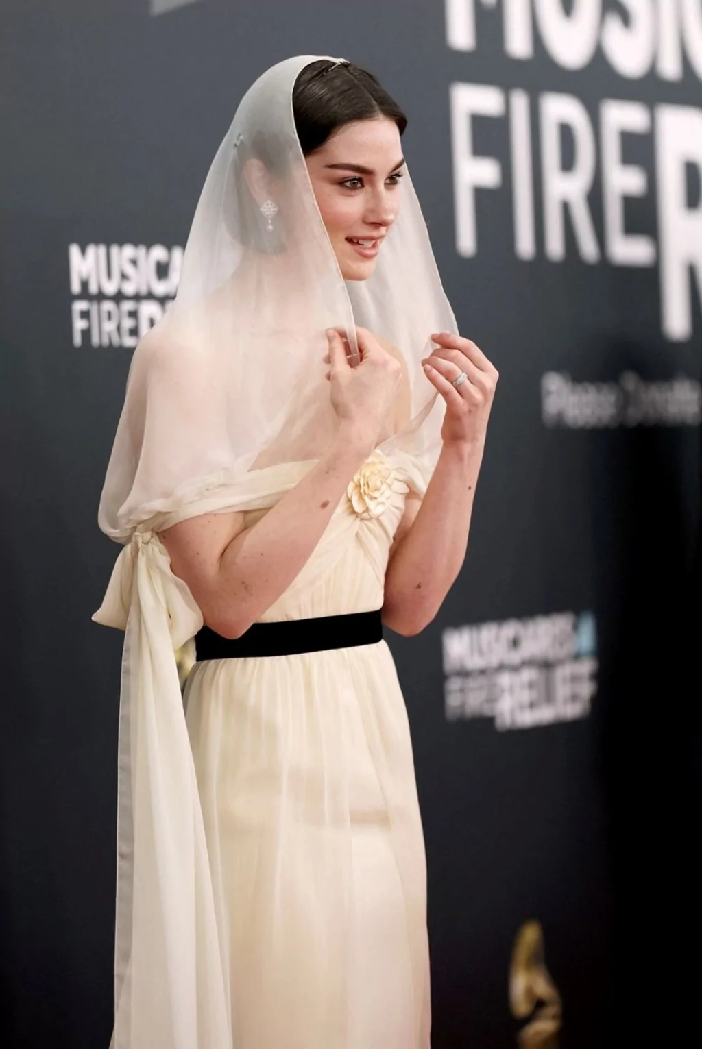 2025 Grammy Ödülleri'nde kırmızı halı şıklığı büyüledi