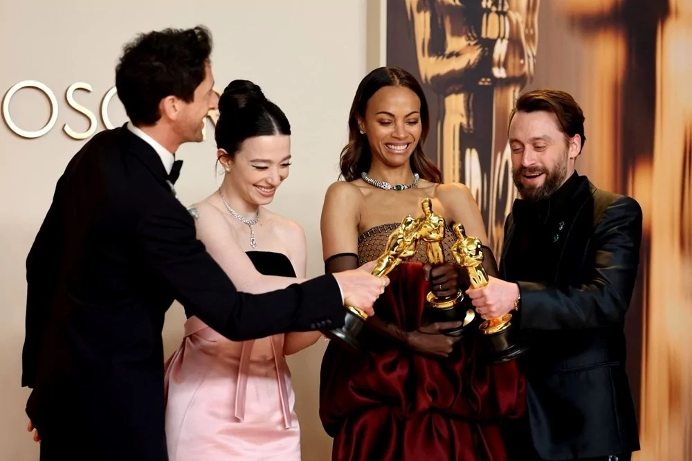 Oscar Ödülleri'nde şıklık yarışı!