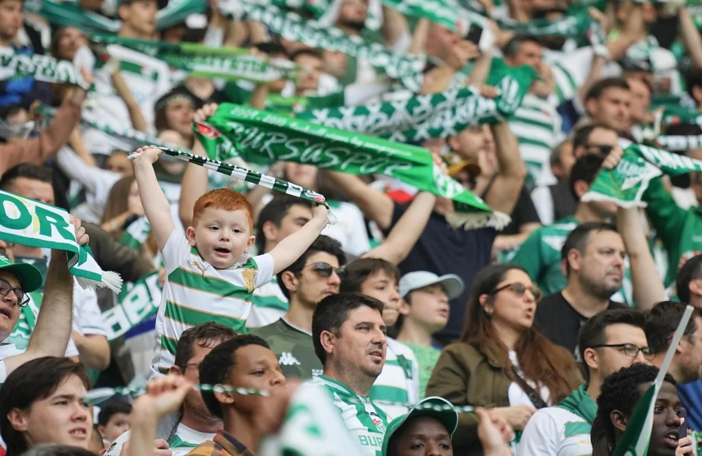 Şampiyonlar kaybetmez!