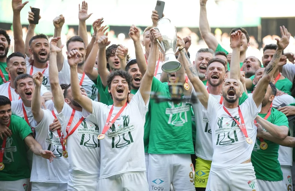 Şampiyonlar kaybetmez!