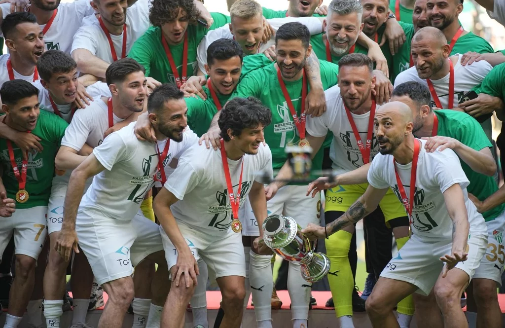 Şampiyonlar kaybetmez!