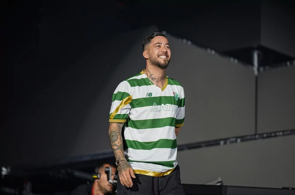 Bursasporlulardan Mahmut Orhan'a yoğun ilgi!