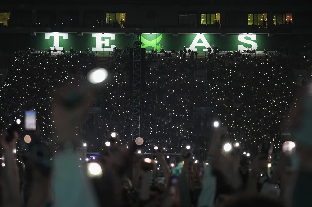 Bursasporlulardan Mahmut Orhan'a yoğun ilgi!