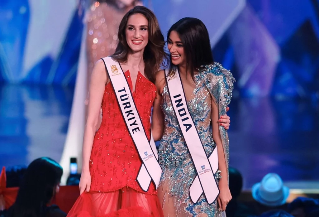 Dünyanın en güzel kadını seçildi