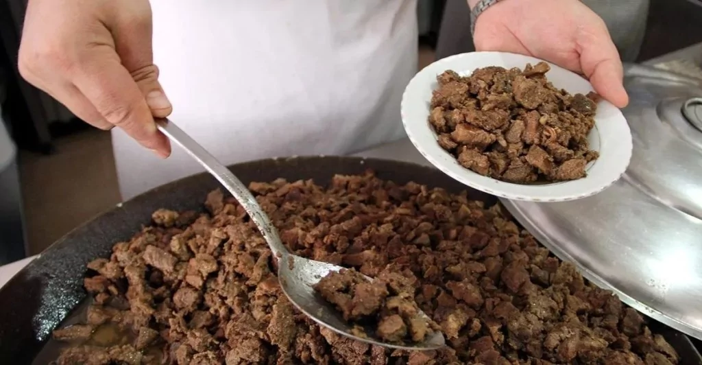 Kurban eti nasıl pişirilir? Kurban'da kavurma eti nasıl yapılır?