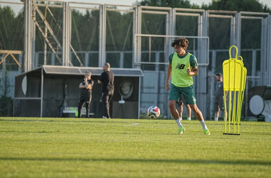 Bursaspor sezonu taraftarıyla birlikte açtı!